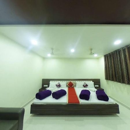 Kingsway Hotel And Restaurant Ajmer Dargah 350 Meter Buitenkant foto