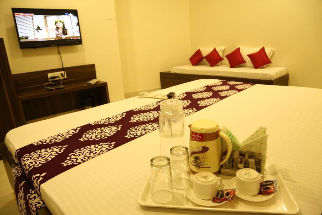 Kingsway Hotel And Restaurant Ajmer Dargah 350 Meter Buitenkant foto